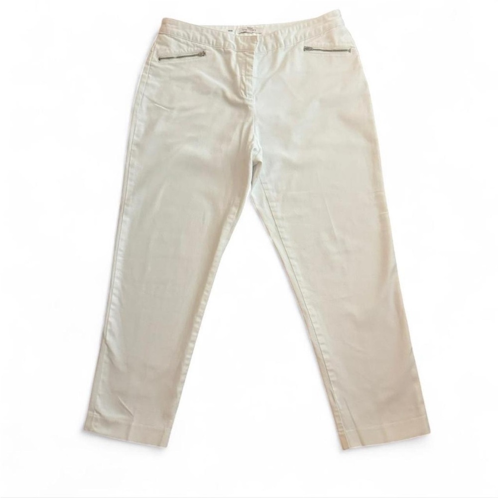 Ellen Tracy—Women’s White Denim Jeans